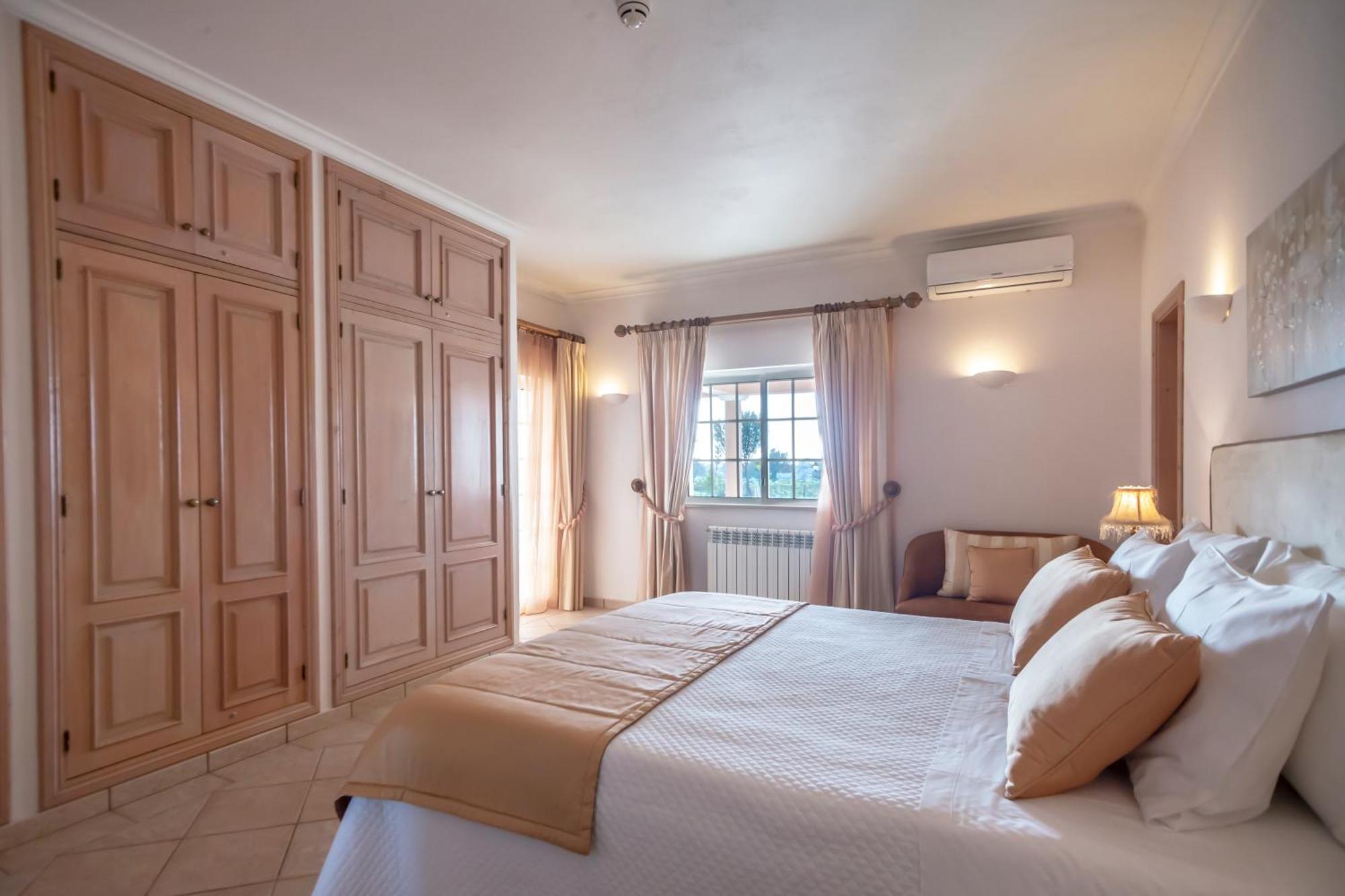 Al Meida Guesthouse Albufeira Eksteriør bilde